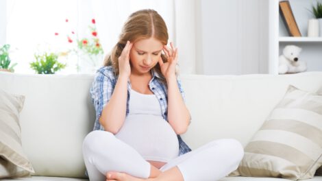 kaip nėščiosioms kovoti su migrena