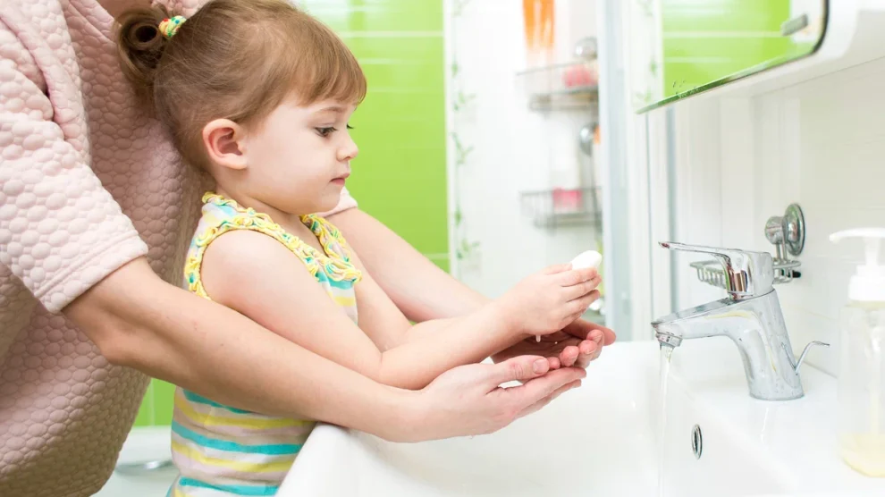 mokykite vaiką higienos įpročių